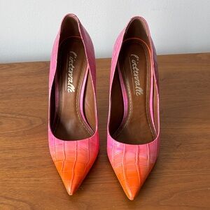 L'INTERVALLE Pink and Orange Croc-Embossed Pointed-Toe Pumps
